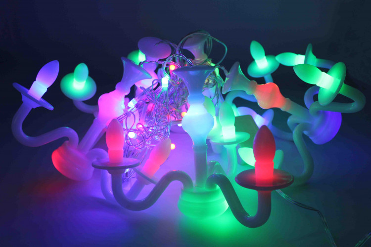 Гирлянда декоративная LED бахрома-свечи RGB